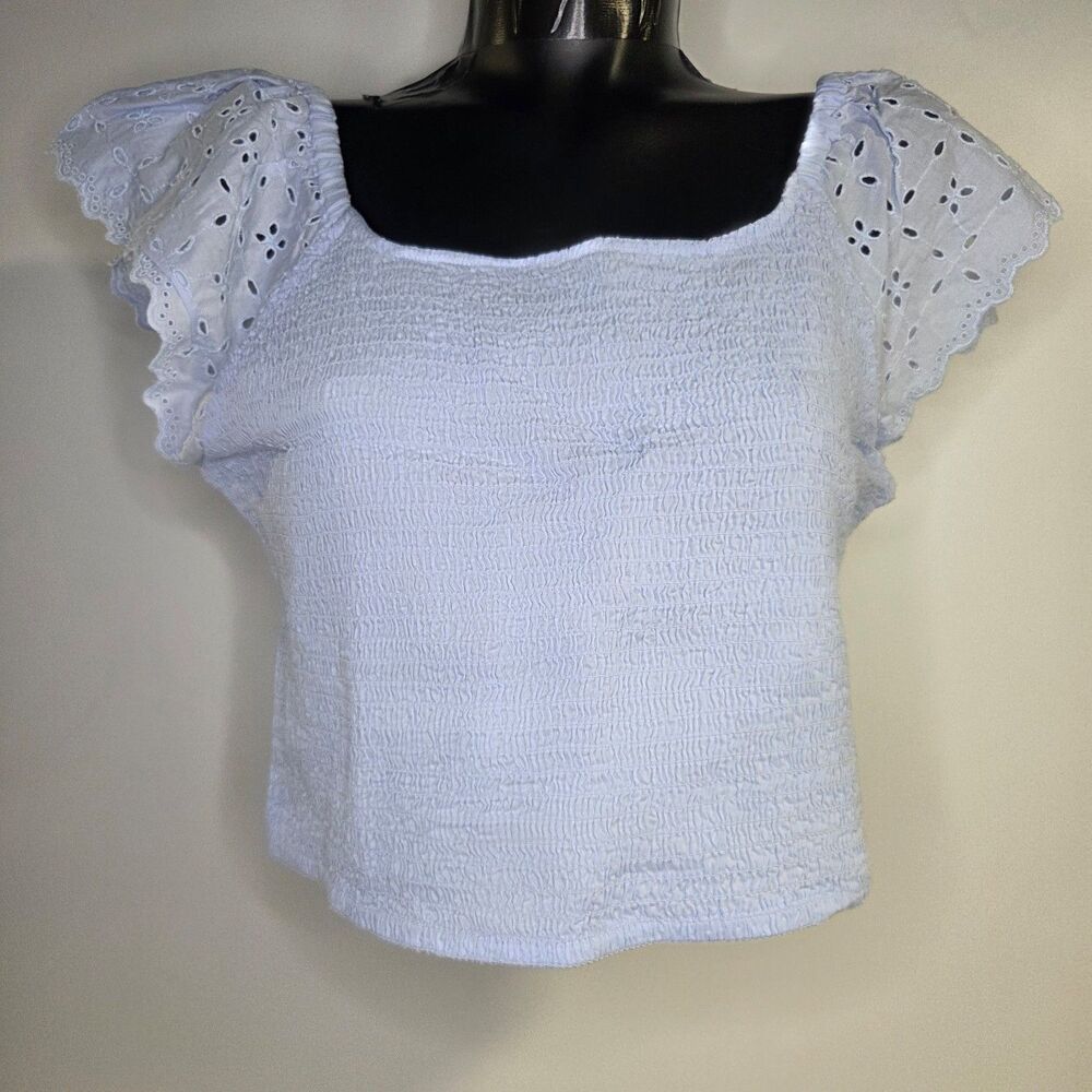 Universal Threads light blue smocked crop top eyelet embroidery ruffle NWT XL